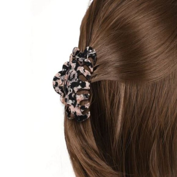 NWT Carly Champagne Marbled Hair Claw Clip - Picture 3 of 4